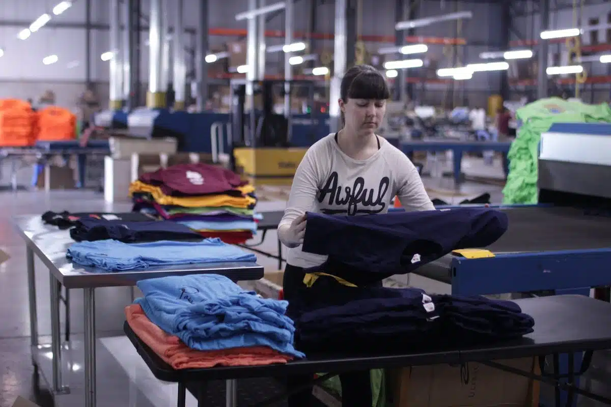 Créer un t-shirt personnalisé : les astuces à connaître