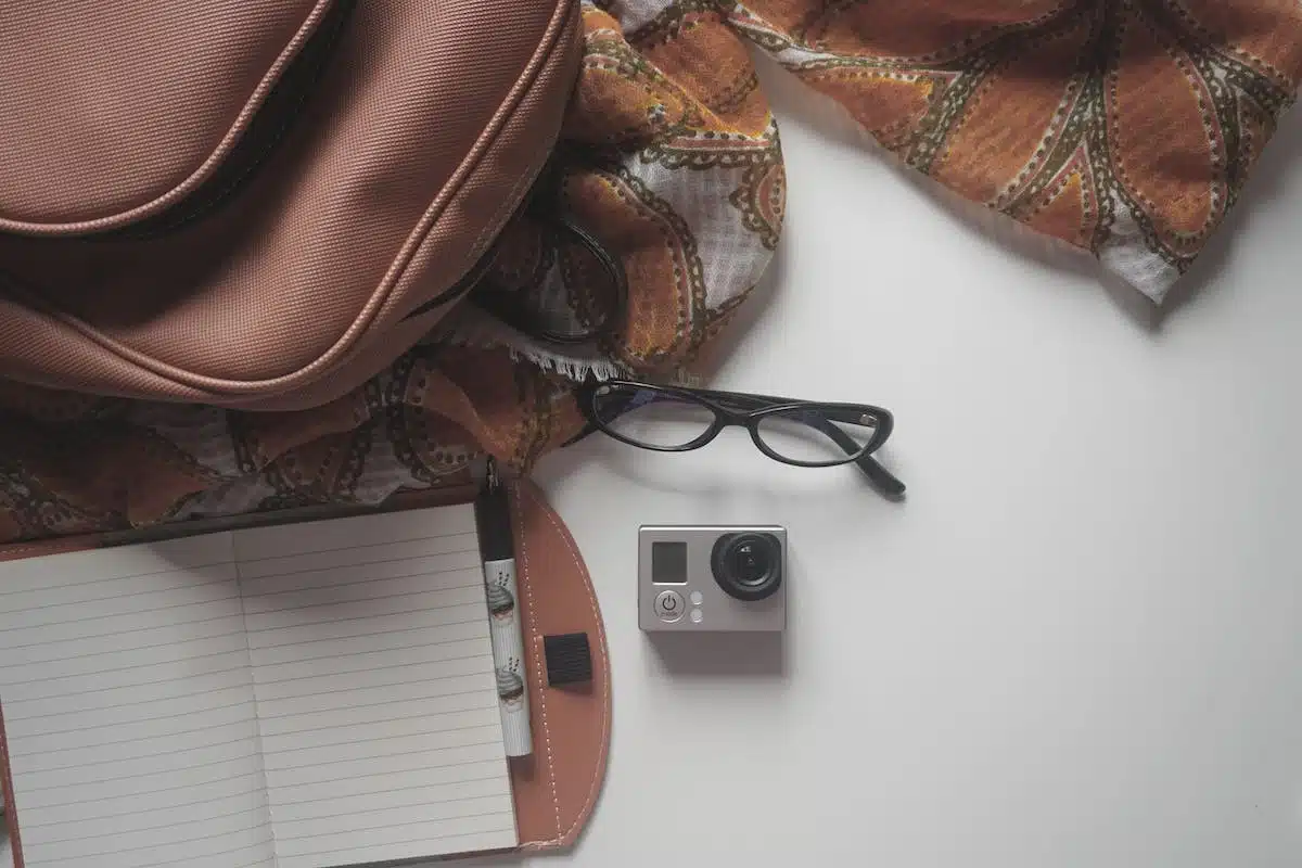 Les secrets pour accorder à la perfection vos accessoires à votre tenue
