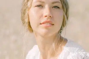 Comment avoir un beau visage sans maquillage ?