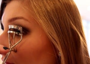 Comment avoir de beaux cils courbes ?